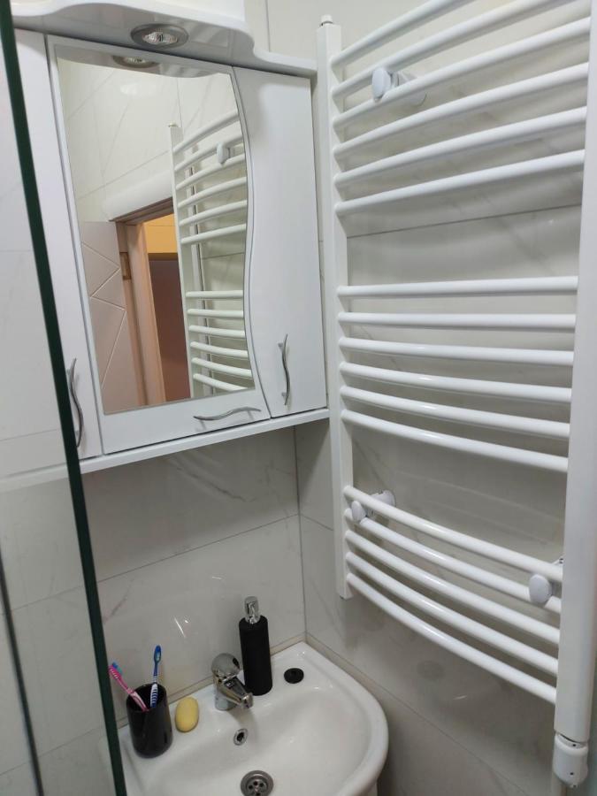 Apartman Mikikiki Belgrád Kültér fotó
