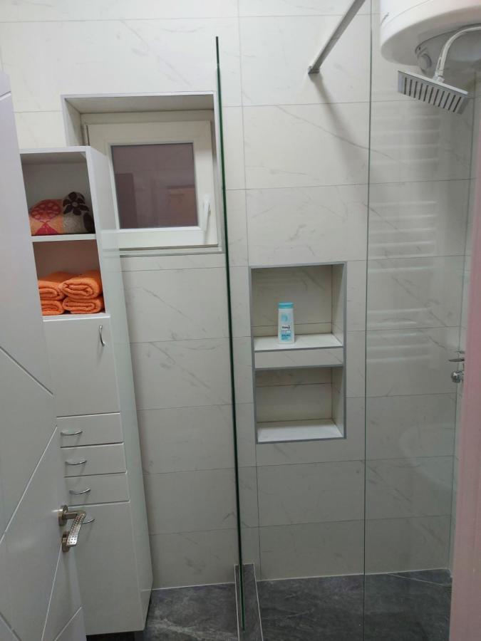 Apartman Mikikiki Belgrád Kültér fotó